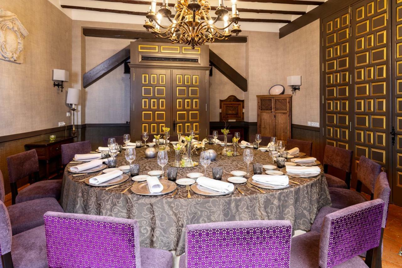 Parador De Alcalá de Henares Eksteriør bilde